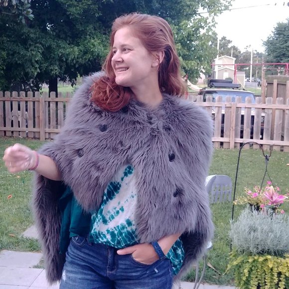 New with Tags Y-3 Fur Cape - Picture 3 of 9